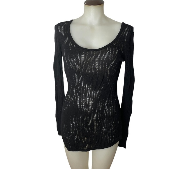 Thin Fashion Sweater 🖤 - Picture 1 of 2